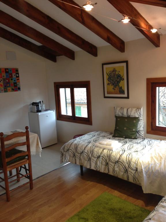 Allotjaments Serra De Tramuntana Bed & Breakfast